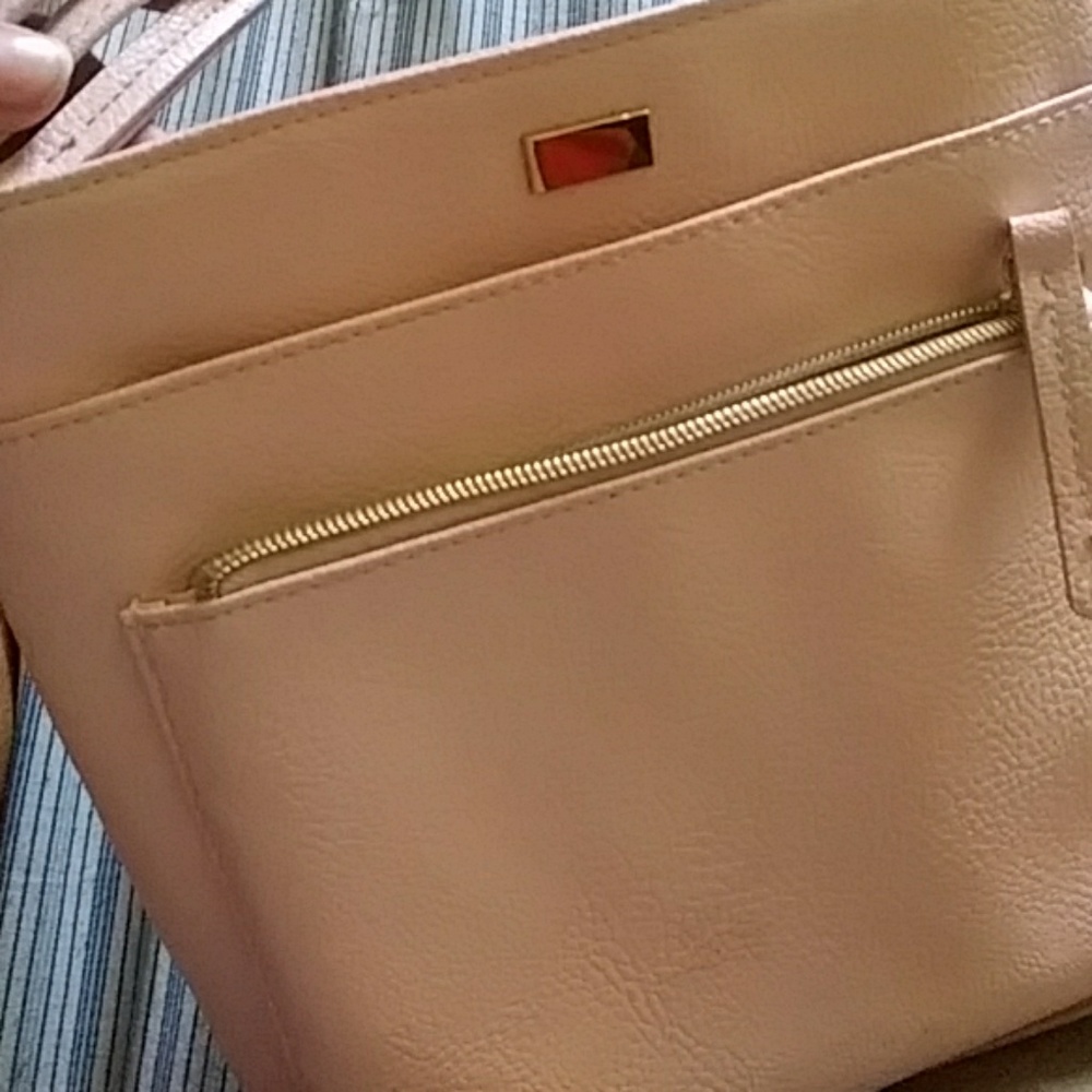 Purses - Picture 2 of 3